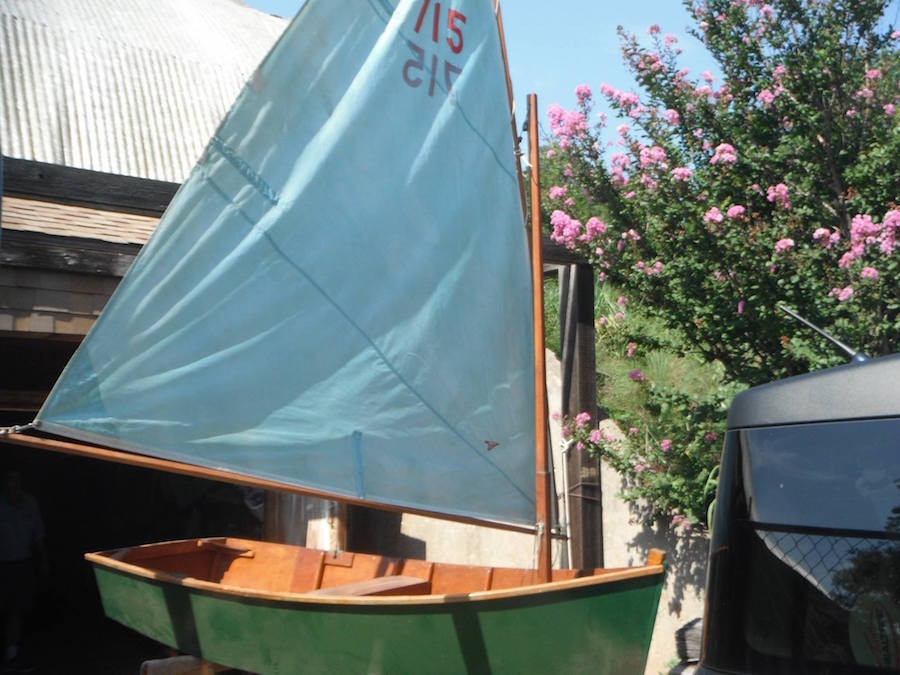 Roosters Show off their Colors in “Restore a Small Boat” Competition