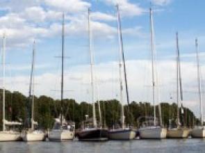 Sailing the Chesapeake with the Sailing Chavura Club