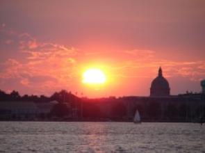 Sailors in Annapolis Celebrate the Sailstice with an evening on the Chesapeake